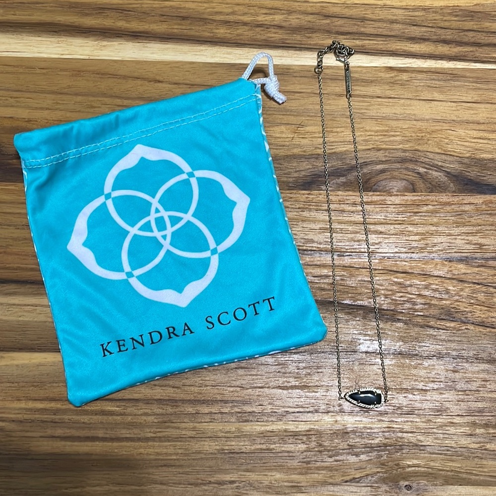 Small Kendra Scott Black Arrow Necklace